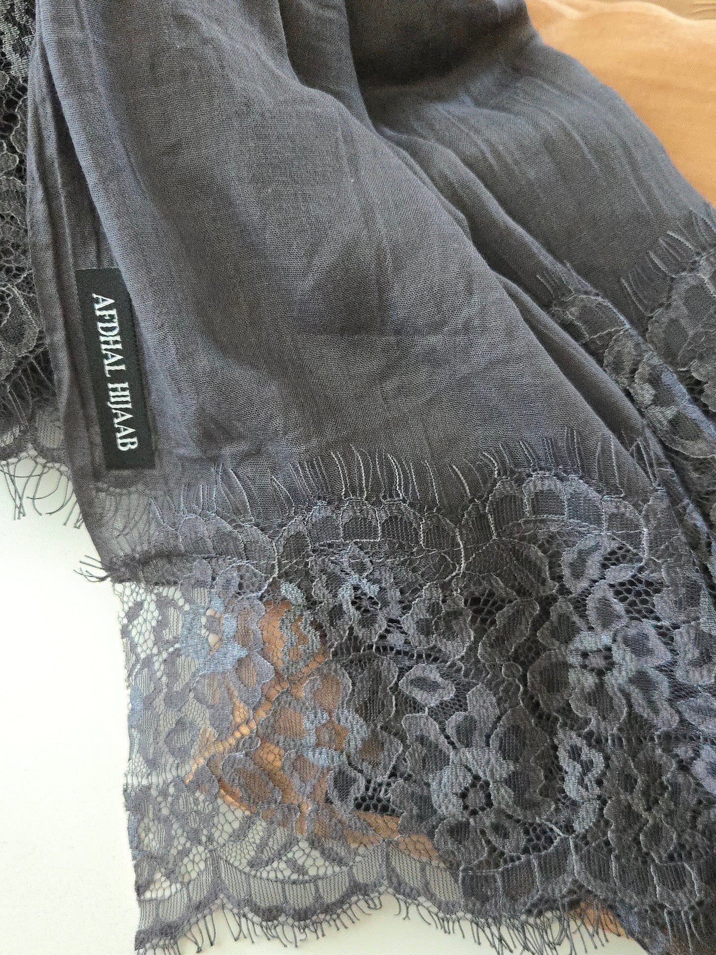 Viscose Hijabs- Lace Edges