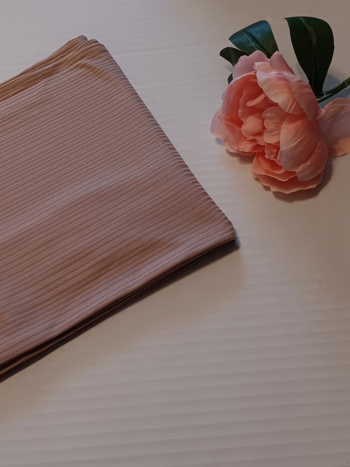Ribbed Jersey Hijab in light bronze