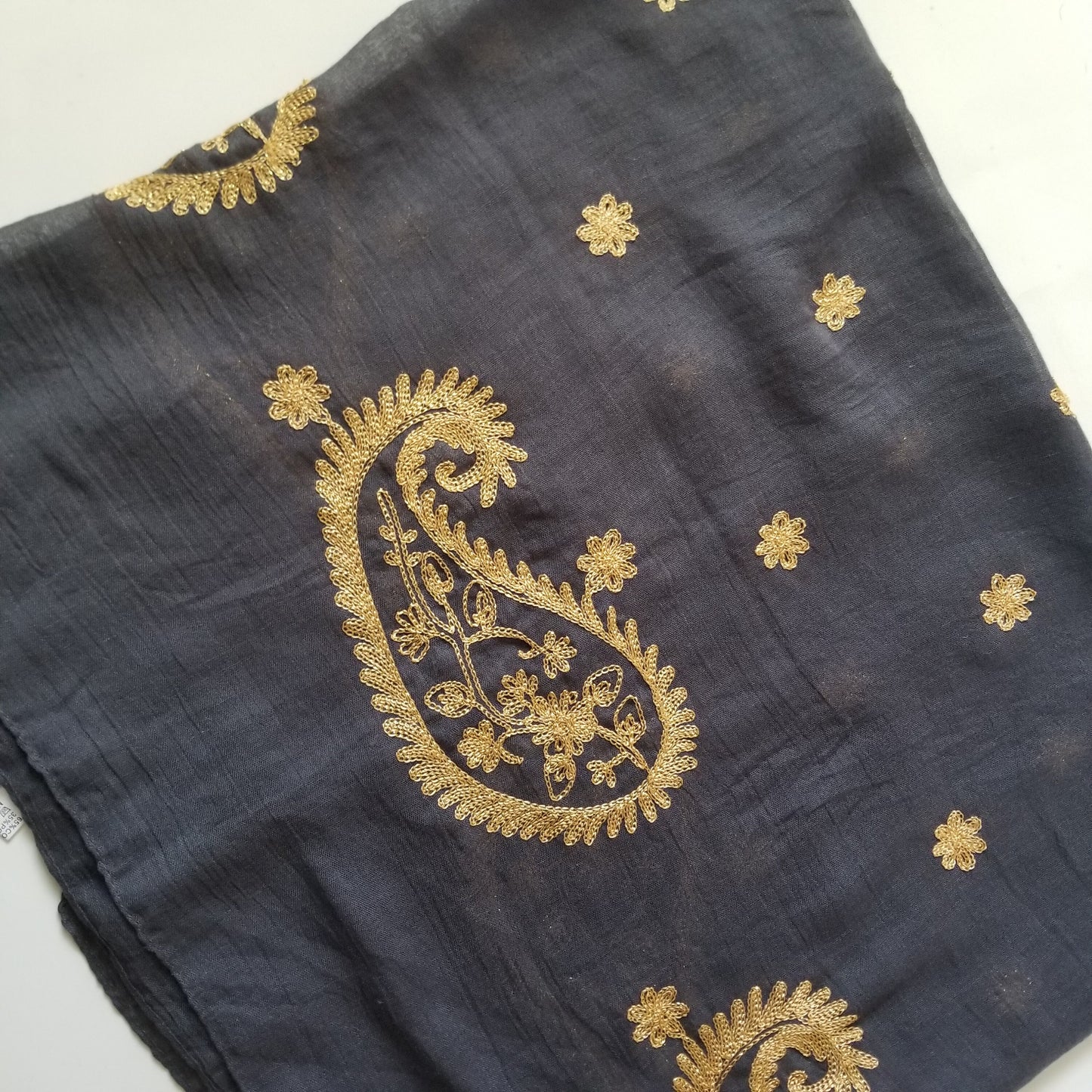 Embroidered Hijabs - Paisley